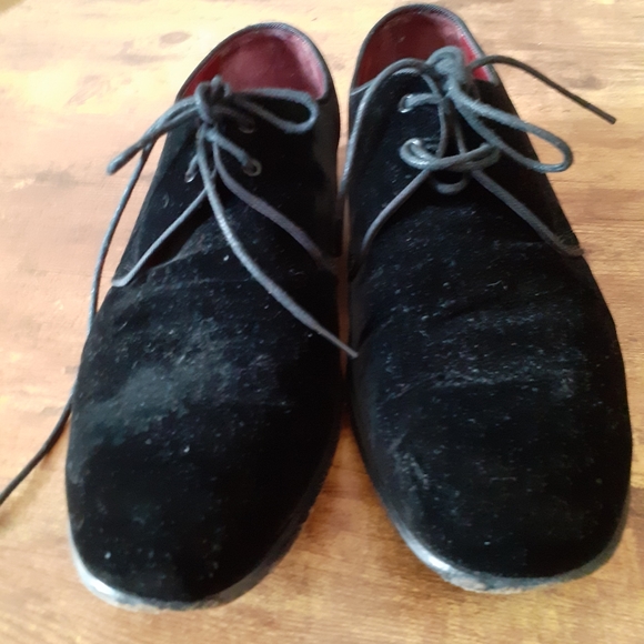 Dolce & Gabbana - RUNWAY Baroque Velvet Shoes Black/Red-8 - Picture 8 of 13